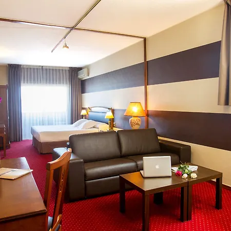 فندق Ipanema By Gaiarooms 3*